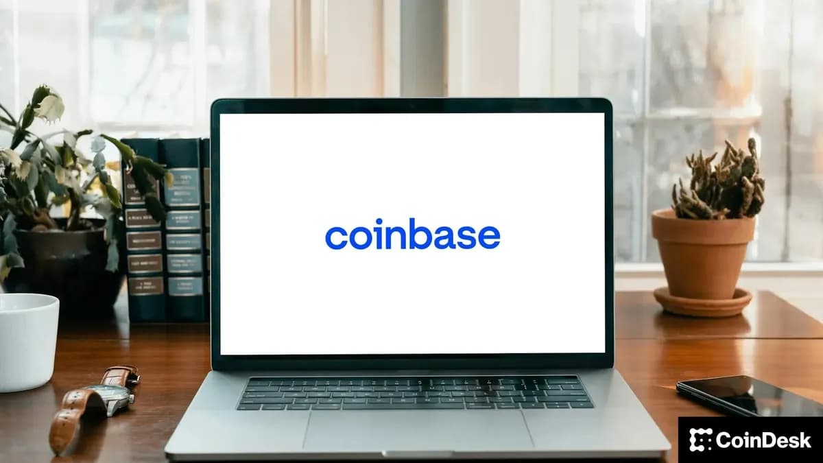 Coinbase (COIN) backs Hyperliquid (HYPE) stablecoin push as DeFi trading volumes climb