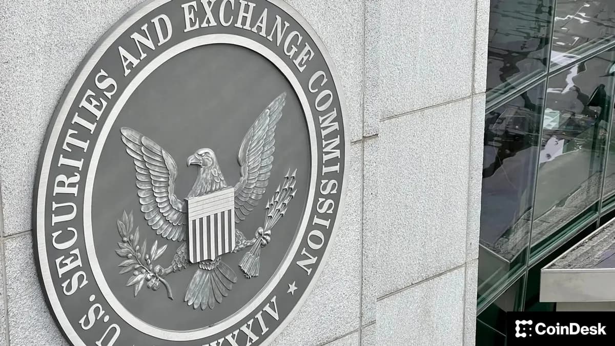 SEC Plans Biggest IPO Overhaul in 20 Years as Stablecoin Supply Tops $300 Billion