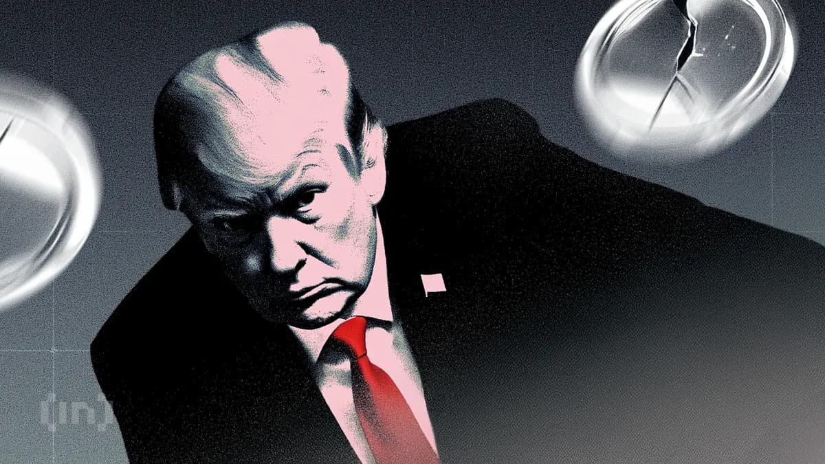 Trump Orders Fed Crypto Master Account Review as Truth Social Pulls 3 ETFs, Bankr Loses $150K