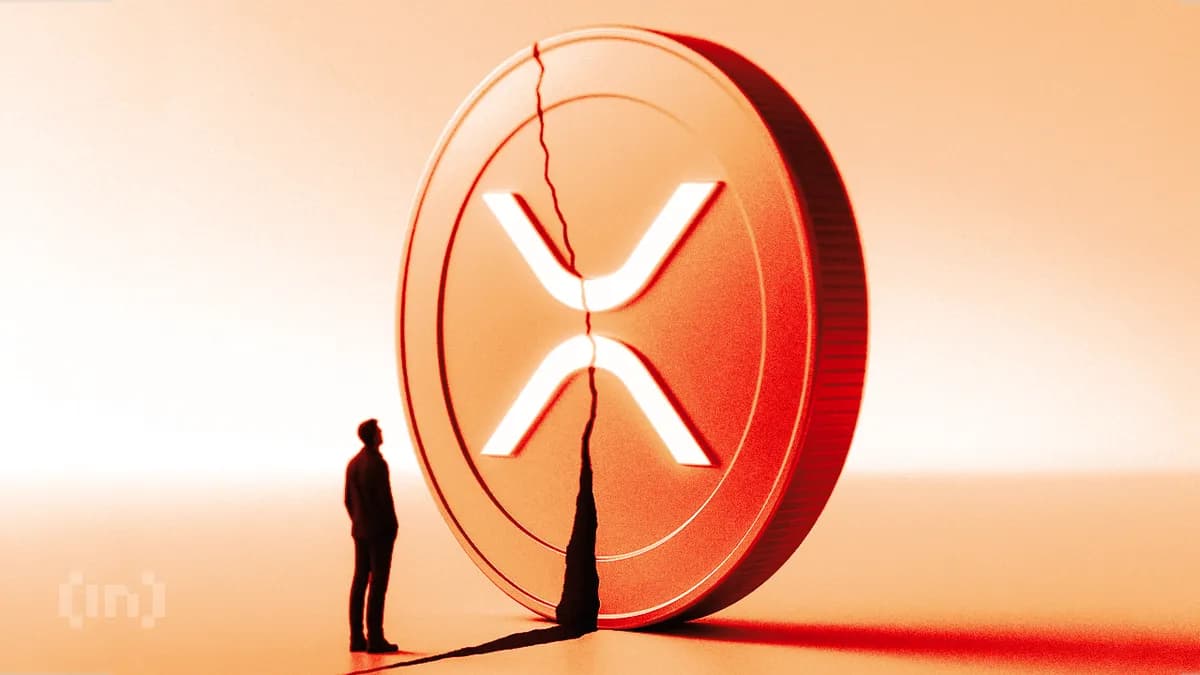 XRP Price Falls Below $1 Again Despite Record Network Adoption