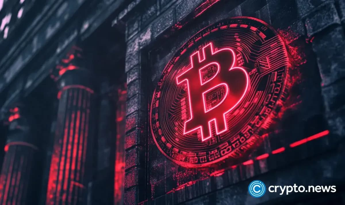 Bitcoin falls 50%, but BlackRock keeps long term view