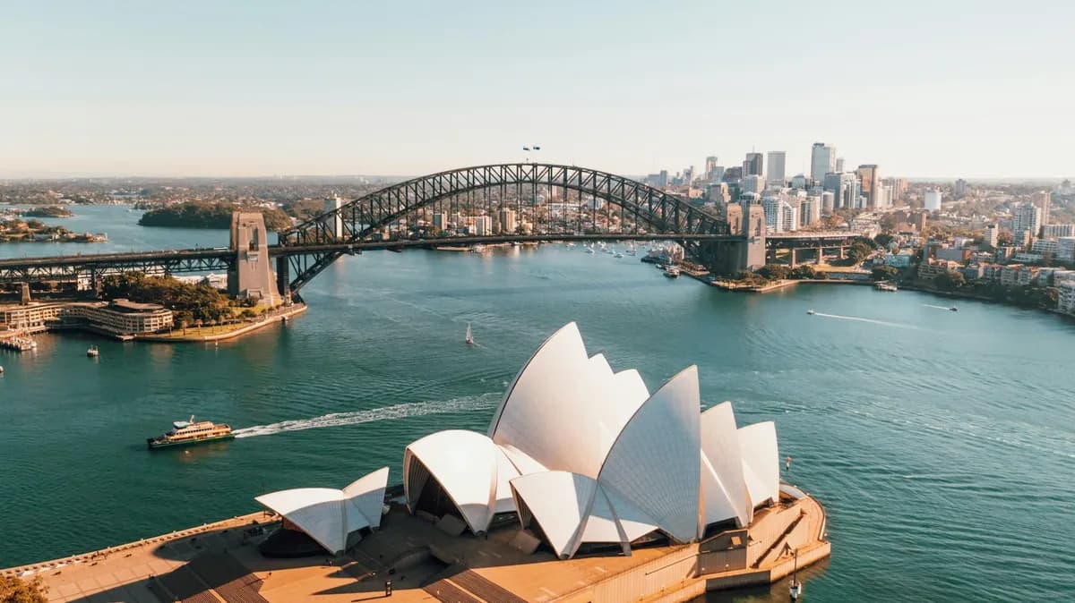 Australian regulator warns crypto firms to seek licenses before September deadline or face fines