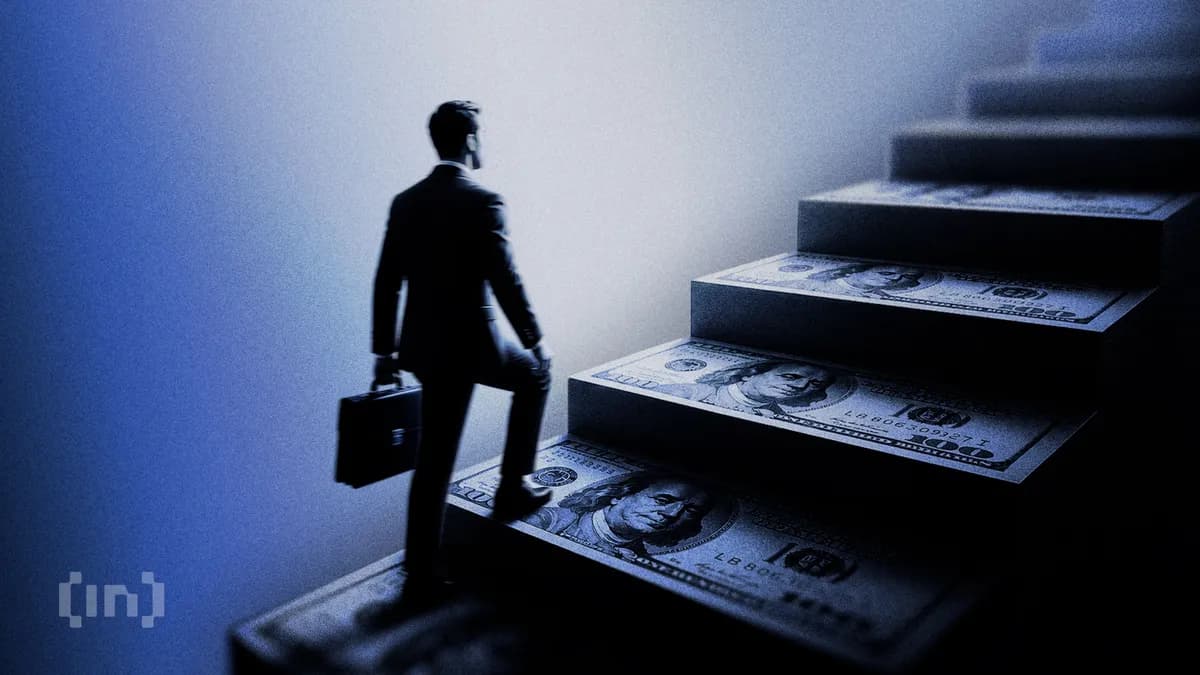 Crypto Trader Turns $3,000 Into $2.1 Million in Under 12 Hours: Here's How
