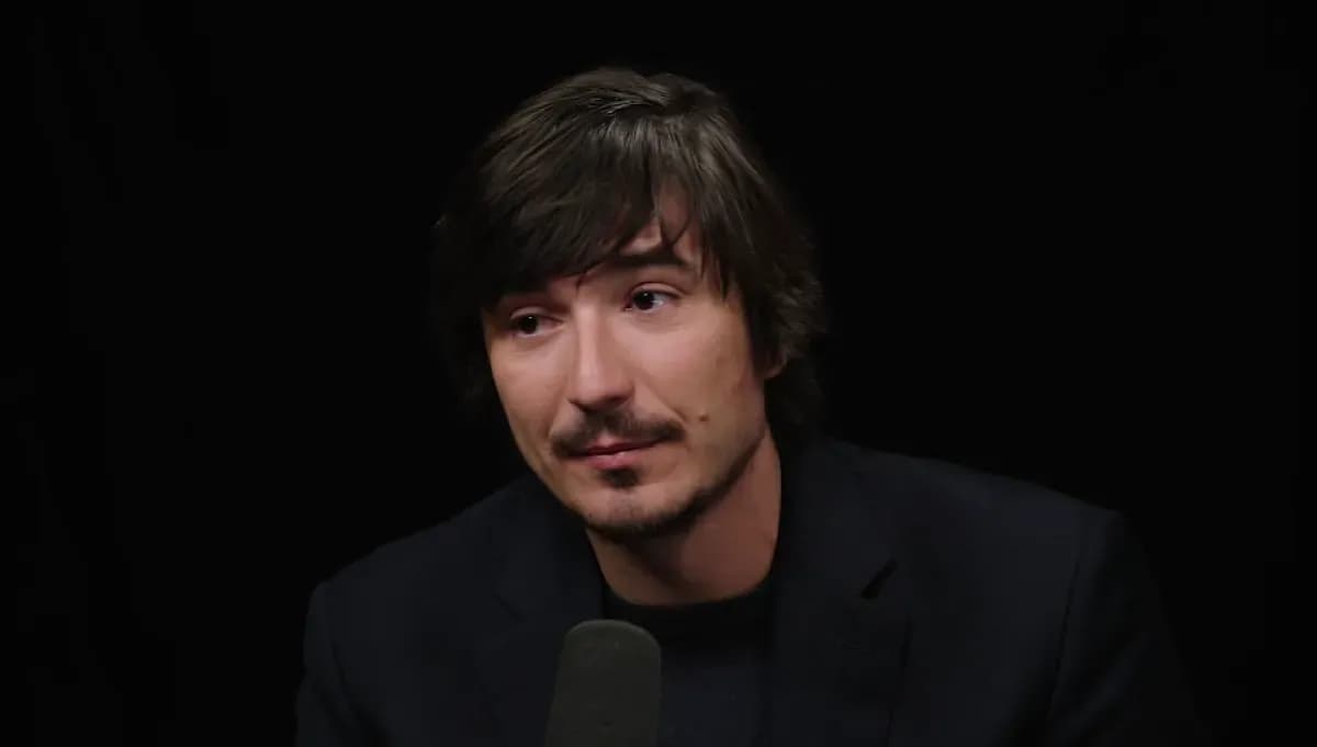 'We Stand Behind Stock Tokens': Robinhood CEO Backs $104 Million Ecosystem Amid Backlash